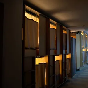 Marmot Capsule Hostel