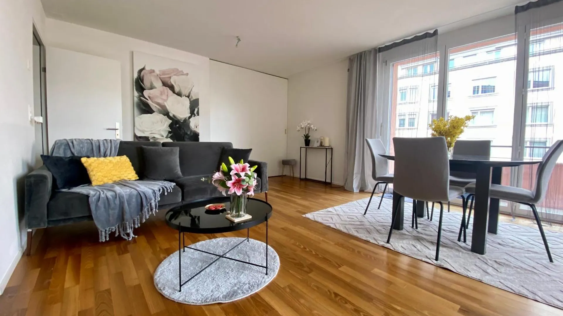 City Views Apartment Am Schaffhauserplatz Švýcarsko