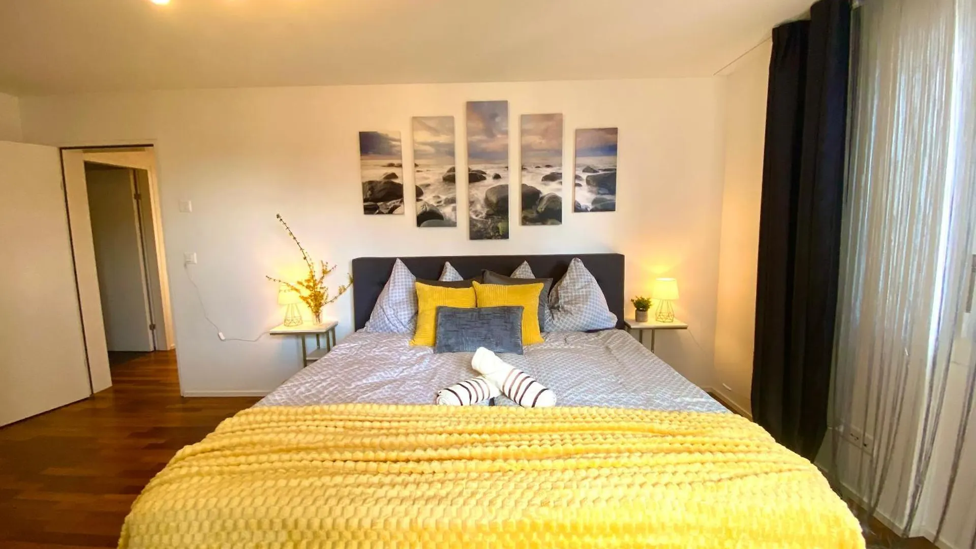 City Views Apartment Am Schaffhauserplatz Zurich
